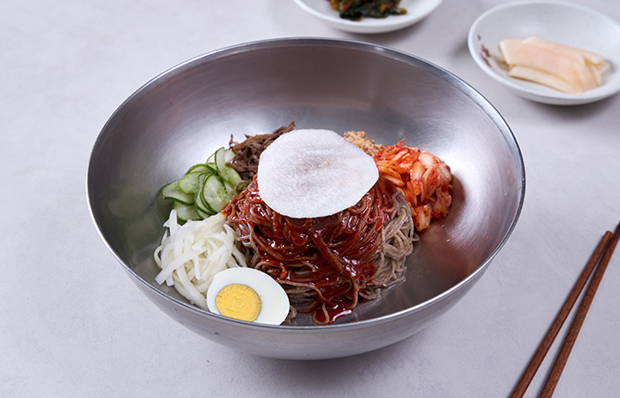 메밀비빔냉면